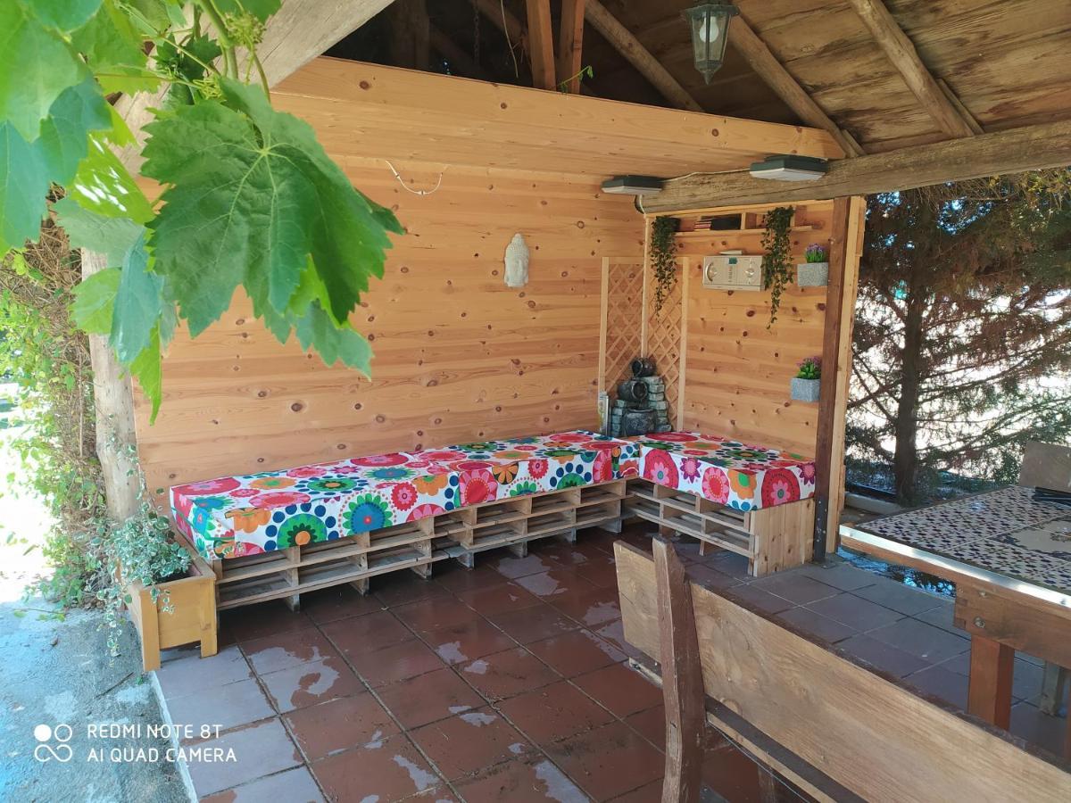 Refugio Con Casitas Infantiles Villa Zamora Exteriör bild